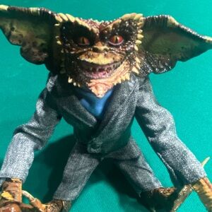 2012 NECA Gremlin Figure in Men’s Suit 7”
